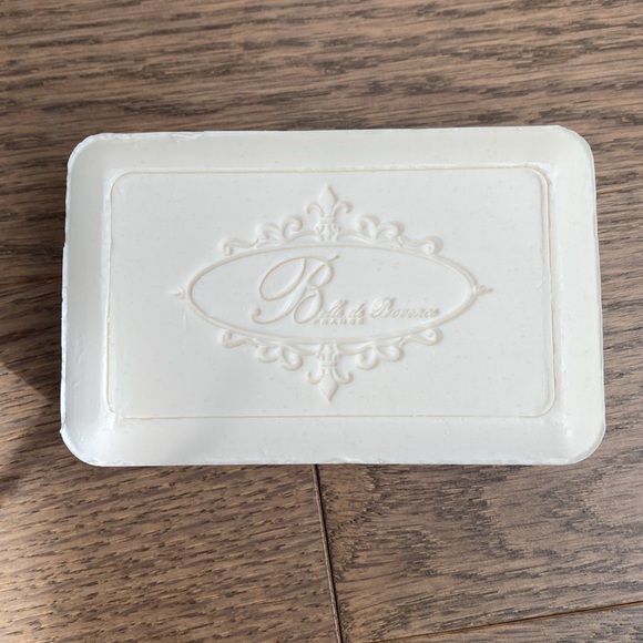 Savon Bar Soap - Picture 4 of 5